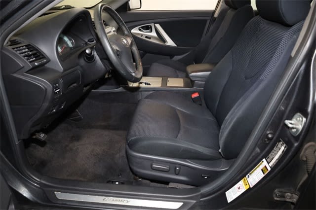 Thumbnail: 2011 Toyota Camry - 10