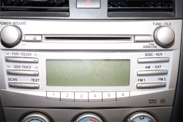 Thumbnail: 2011 Toyota Camry - 15