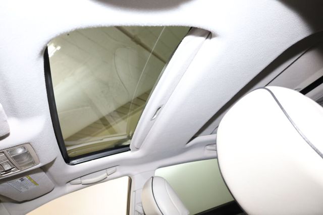 Thumbnail: 2009 Toyota Venza - 29
