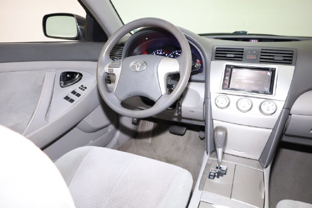 Thumbnail: 2011 Toyota Camry - 9