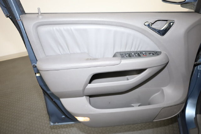 Thumbnail: 2009 Honda Odyssey - 26