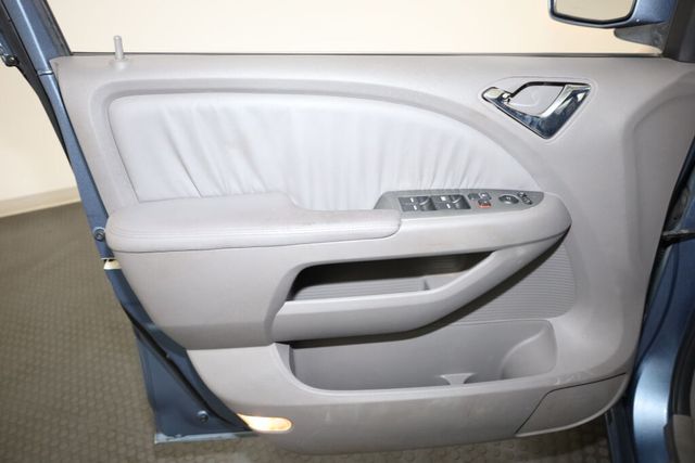 Thumbnail: 2008 Honda Odyssey - 27