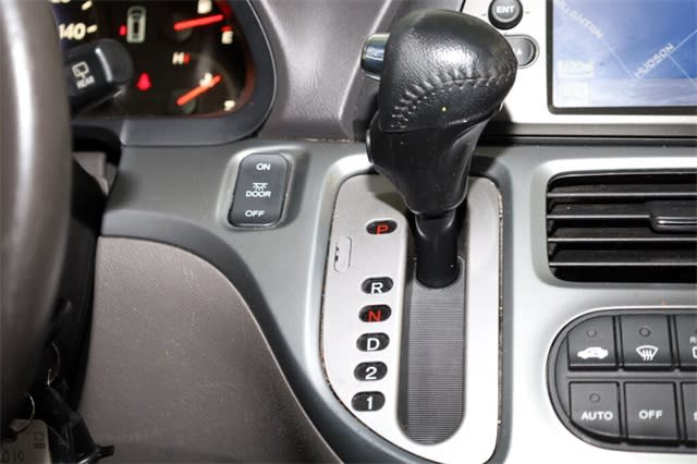 Thumbnail: 2010 Honda Odyssey - 38