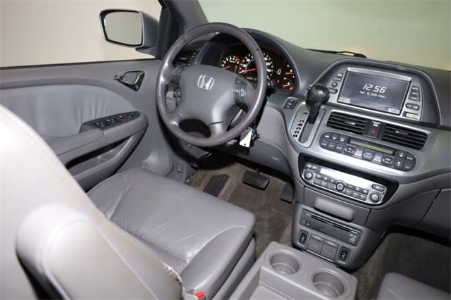 Thumbnail: 2010 Honda Odyssey - 7