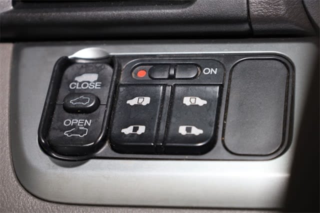 Thumbnail: 2010 Honda Odyssey - 29