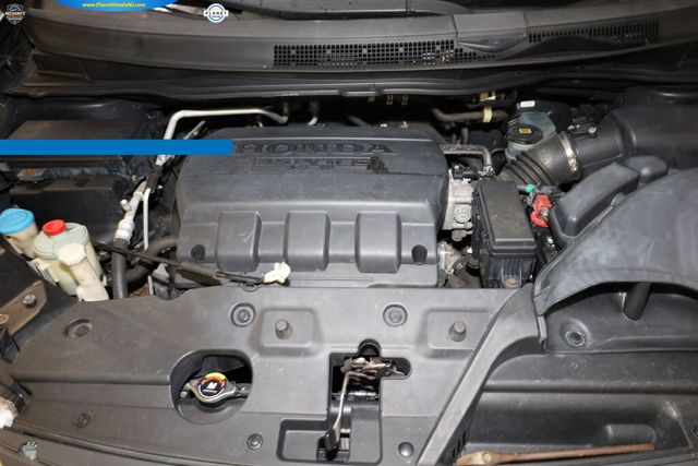 Thumbnail: 2012 Honda Odyssey - 8