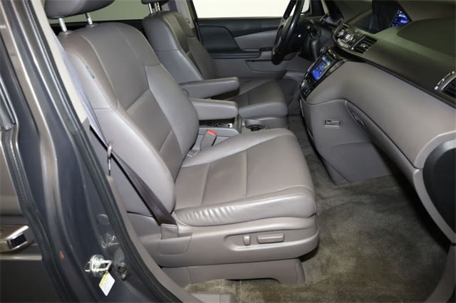 2015 Honda Odyssey EX-L 11