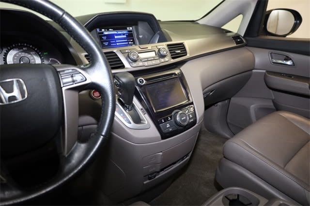 2015 Honda Odyssey EX-L 31