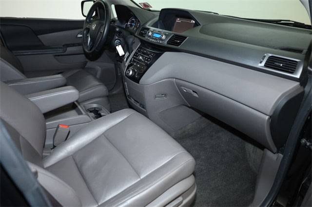 Thumbnail: 2011 Honda Odyssey - 27