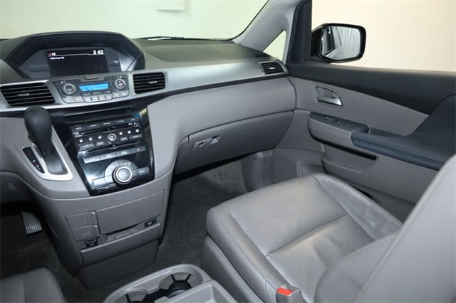 Thumbnail: 2011 Honda Odyssey - 13