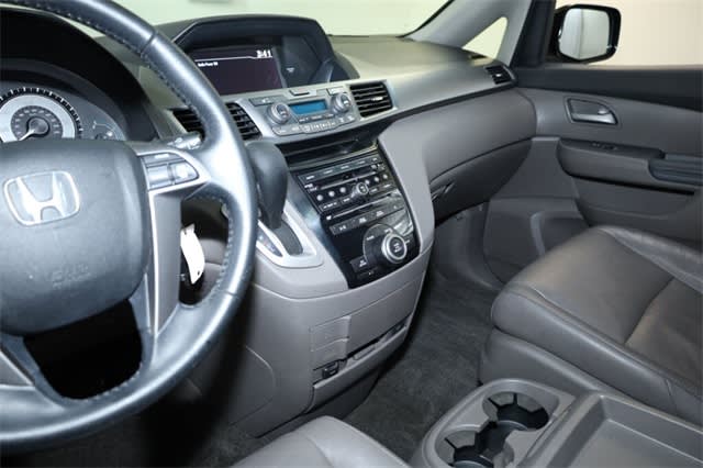 Thumbnail: 2011 Honda Odyssey - 31
