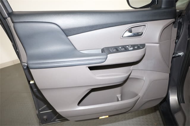 Thumbnail: 2014 Honda Odyssey - 27