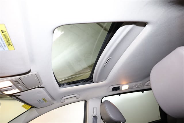 Thumbnail: 2014 Honda Odyssey - 33