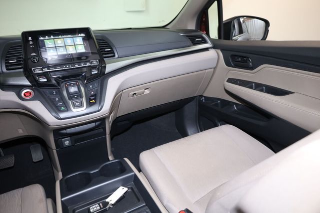 Thumbnail: 2020 Honda Odyssey - 30