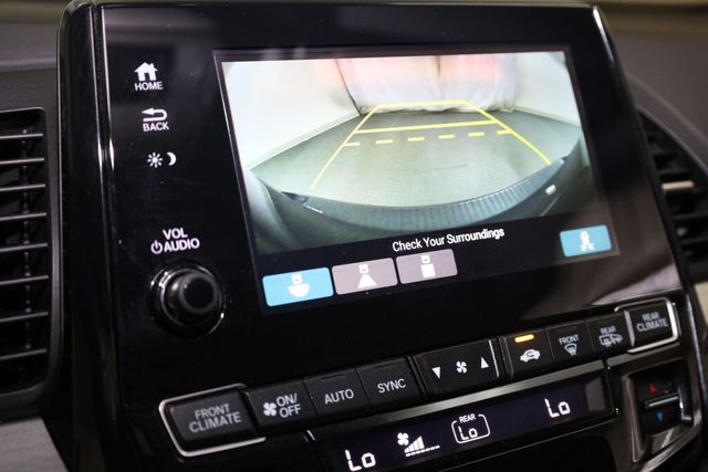 Thumbnail: 2018 Honda Odyssey - 15