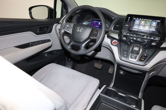 Thumbnail: 2018 Honda Odyssey - 13