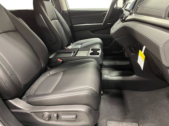 Thumbnail: 2027 Honda Odyssey - 12