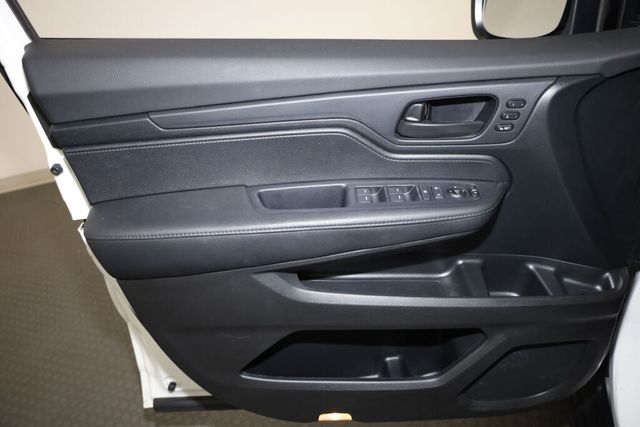 Thumbnail: 2023 Honda Odyssey - 26
