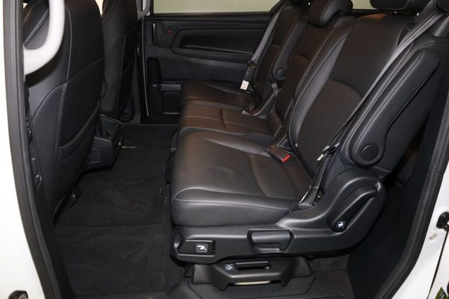 Thumbnail: 2023 Honda Odyssey - 12