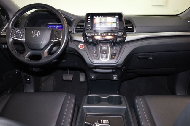 Thumbnail: 2023 Honda Odyssey - 14