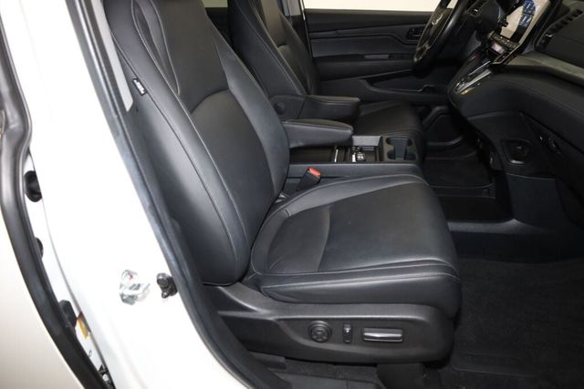 Thumbnail: 2023 Honda Odyssey - 11