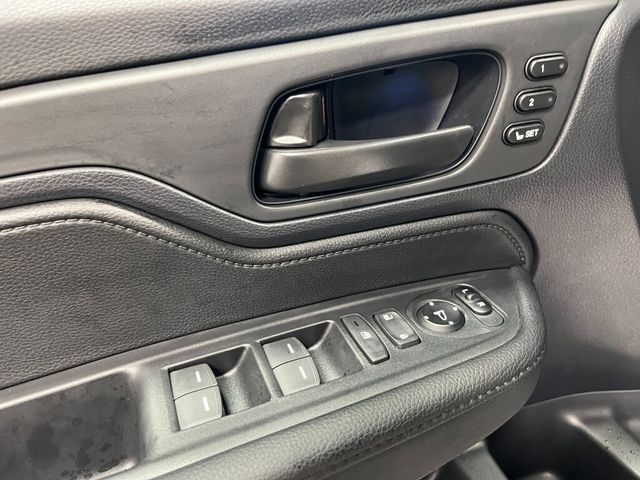 Thumbnail: 2026 Honda Odyssey - 21