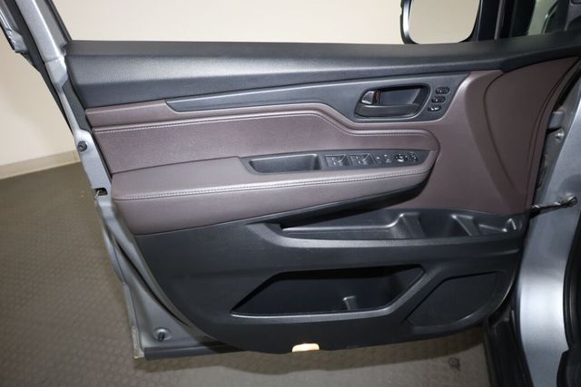 Thumbnail: 2020 Honda Odyssey - 25