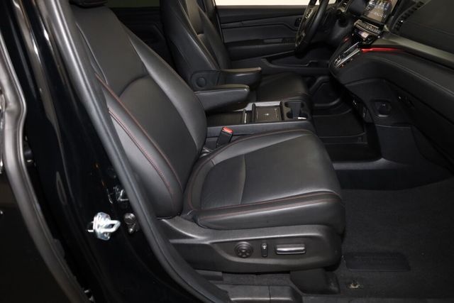 Thumbnail: 2025 Honda Odyssey - 11