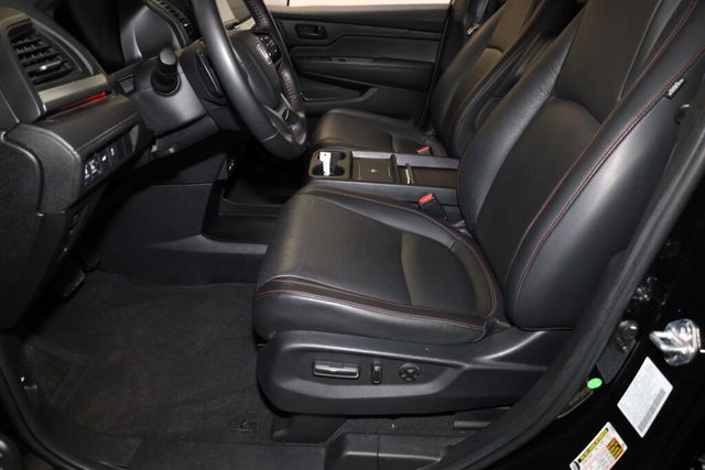Thumbnail: 2025 Honda Odyssey - 10