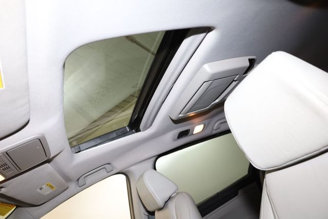 Thumbnail: 2020 Honda Odyssey - 28