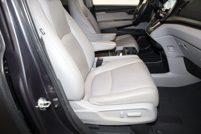 Thumbnail: 2020 Honda Odyssey - 12