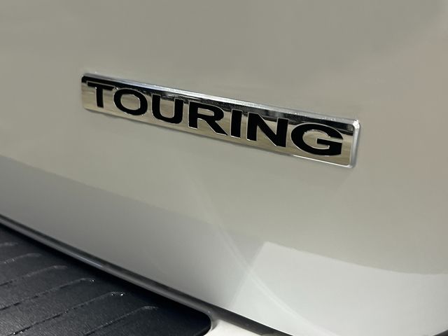 Thumbnail: 2026 Honda Odyssey - 19
