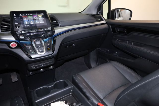Thumbnail: 2022 Honda Odyssey - 28