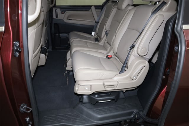 2018 Honda Odyssey Touring 13