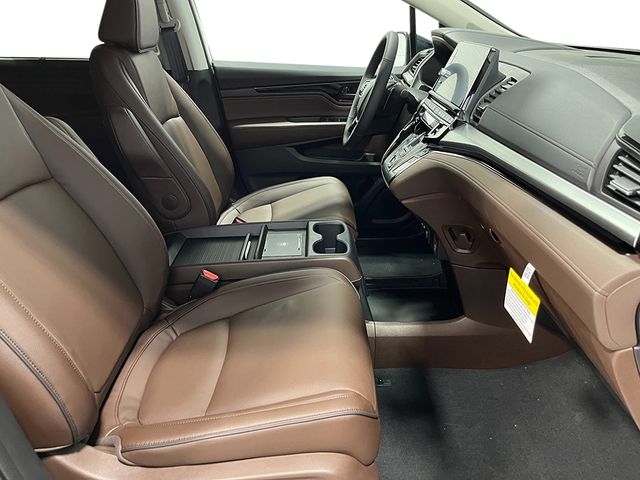 Thumbnail: 2026 Honda Odyssey - 12