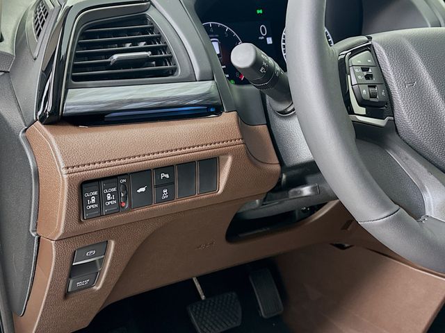 Thumbnail: 2026 Honda Odyssey - 25