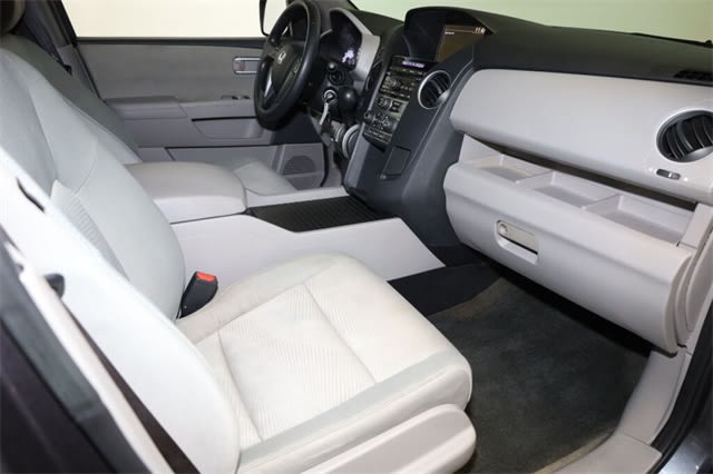 2015 Honda Pilot LX 11