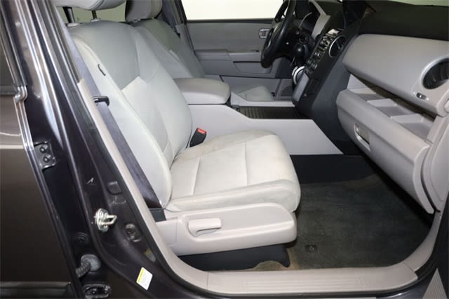 2015 Honda Pilot LX 26