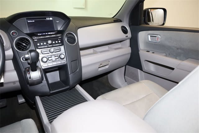 2015 Honda Pilot LX 14