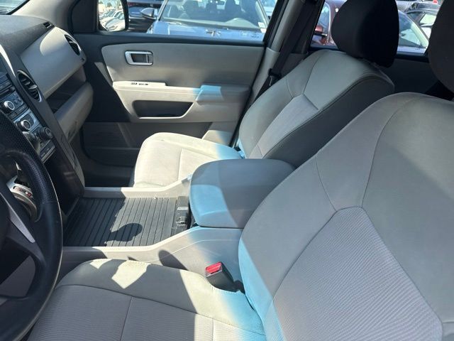 Thumbnail: 2012 Honda Pilot - 6
