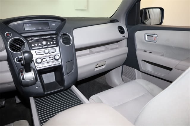 Thumbnail: 2012 Honda Pilot - 14