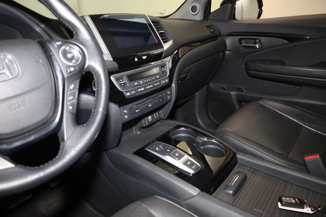 Thumbnail: 2016 Honda Pilot - 14