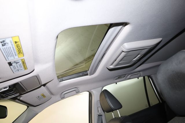 Thumbnail: 2016 Honda Pilot - 32