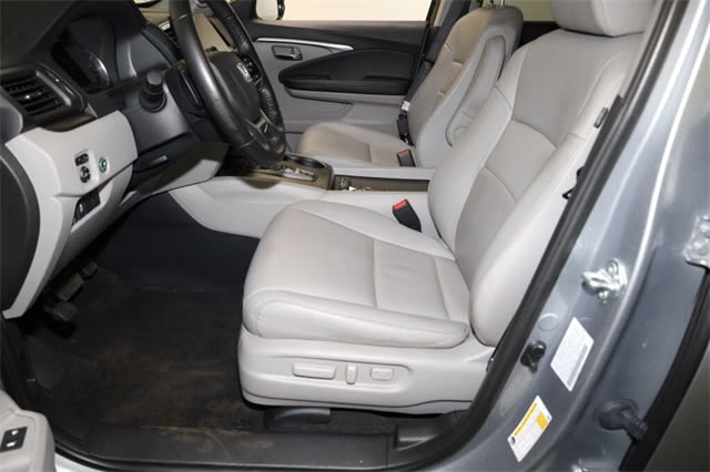 Thumbnail: 2022 Honda Pilot - 10