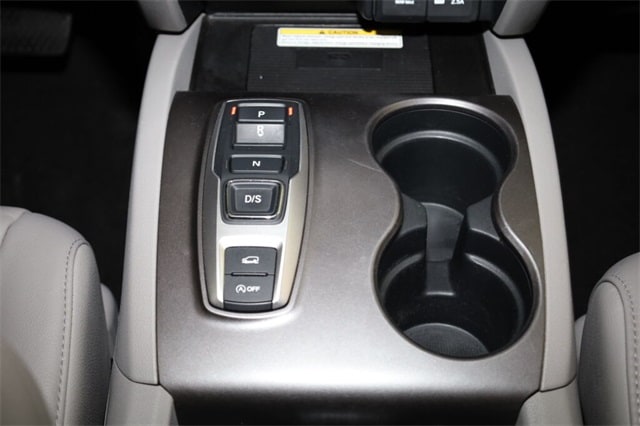 Thumbnail: 2022 Honda Pilot - 16