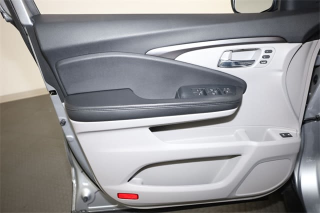 Thumbnail: 2022 Honda Pilot - 28