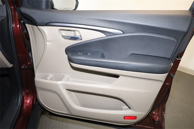 Thumbnail: 2022 Honda Pilot - 30