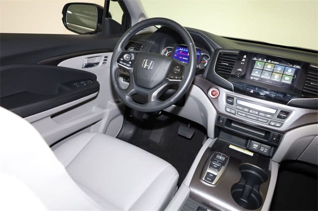 2022 Honda Pilot SE 9