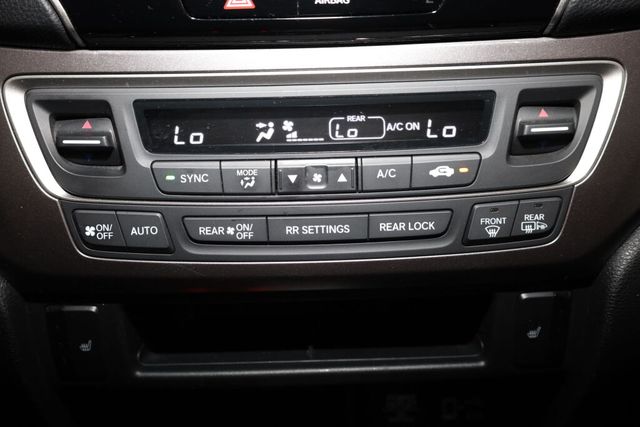 Thumbnail: 2022 Honda Pilot - 32