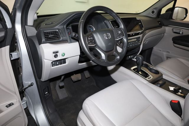 Thumbnail: 2019 Honda Pilot - 2